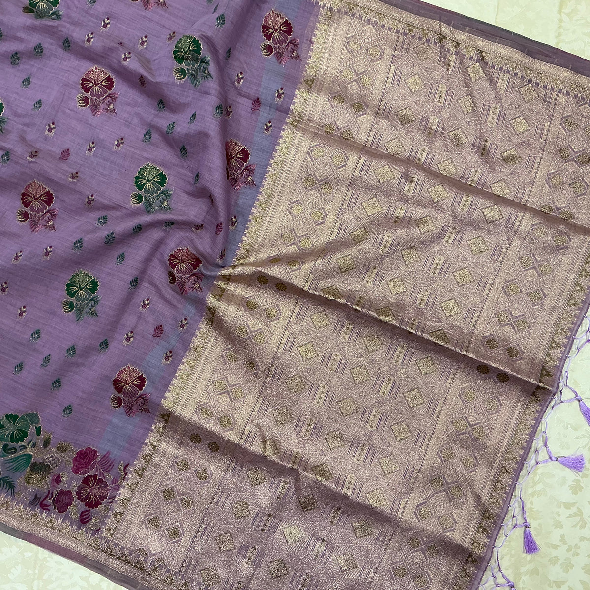 Art Moga Cotton Saree in soft luxurious lavender lilac shade